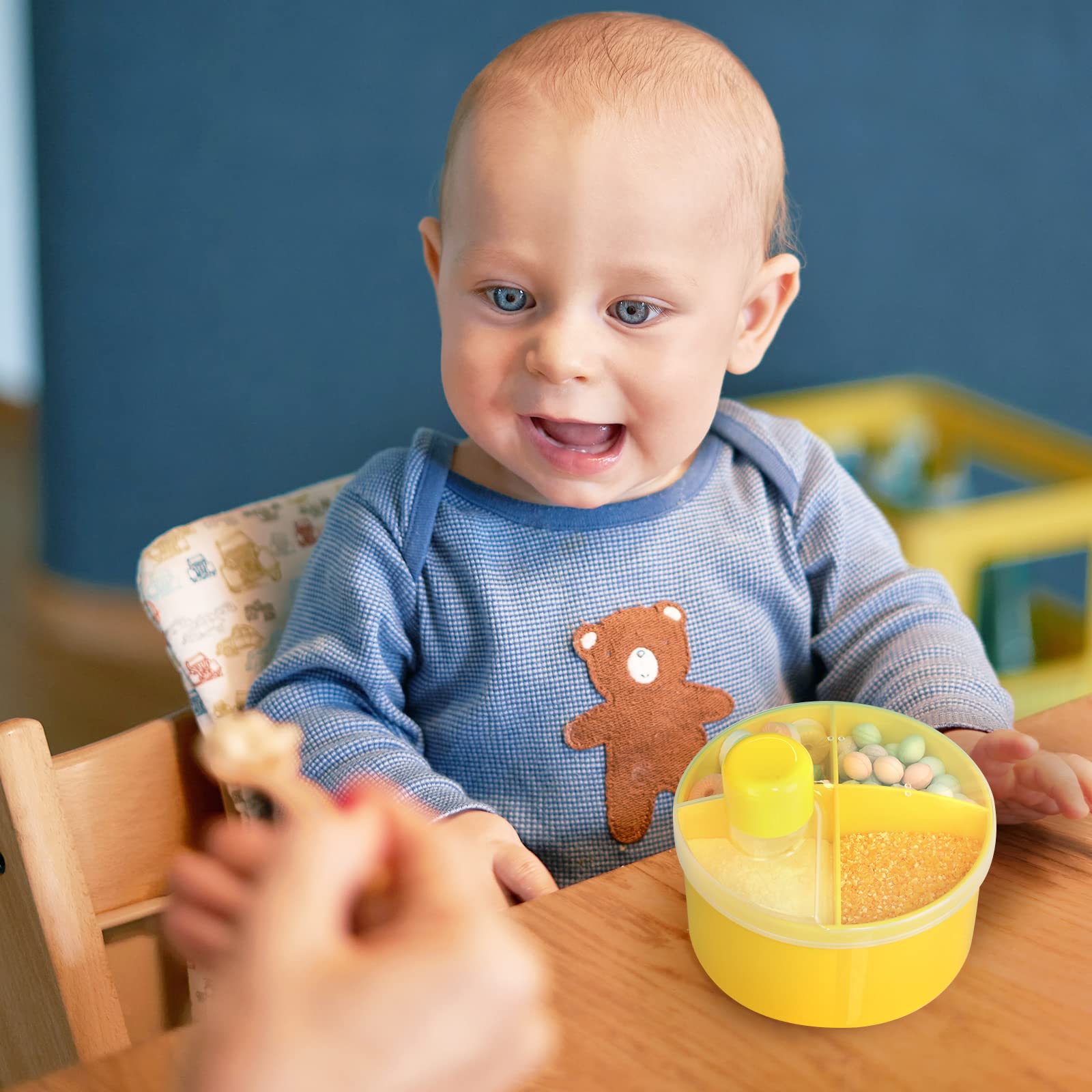 Non-spill lid and tight compartments prevent powder leakage.