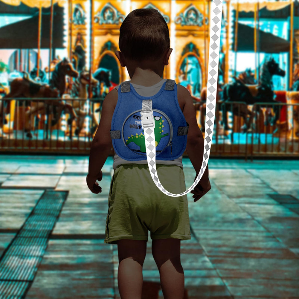 Accmor outdoor-travel dinosaur-pattern supports confident exploration with caregiver nearby.