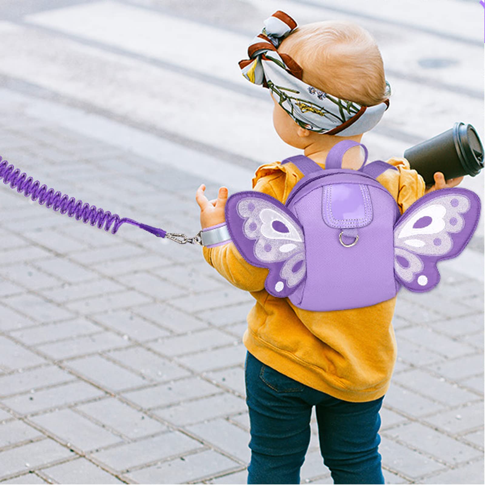 Accmor toddler backpack keeps nappies, wipes, snacks, and clothes handy.