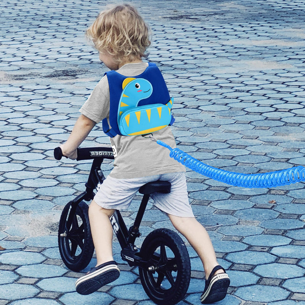 Accmor toddler harness blue front pocket stores snacks and essentials for quick access.