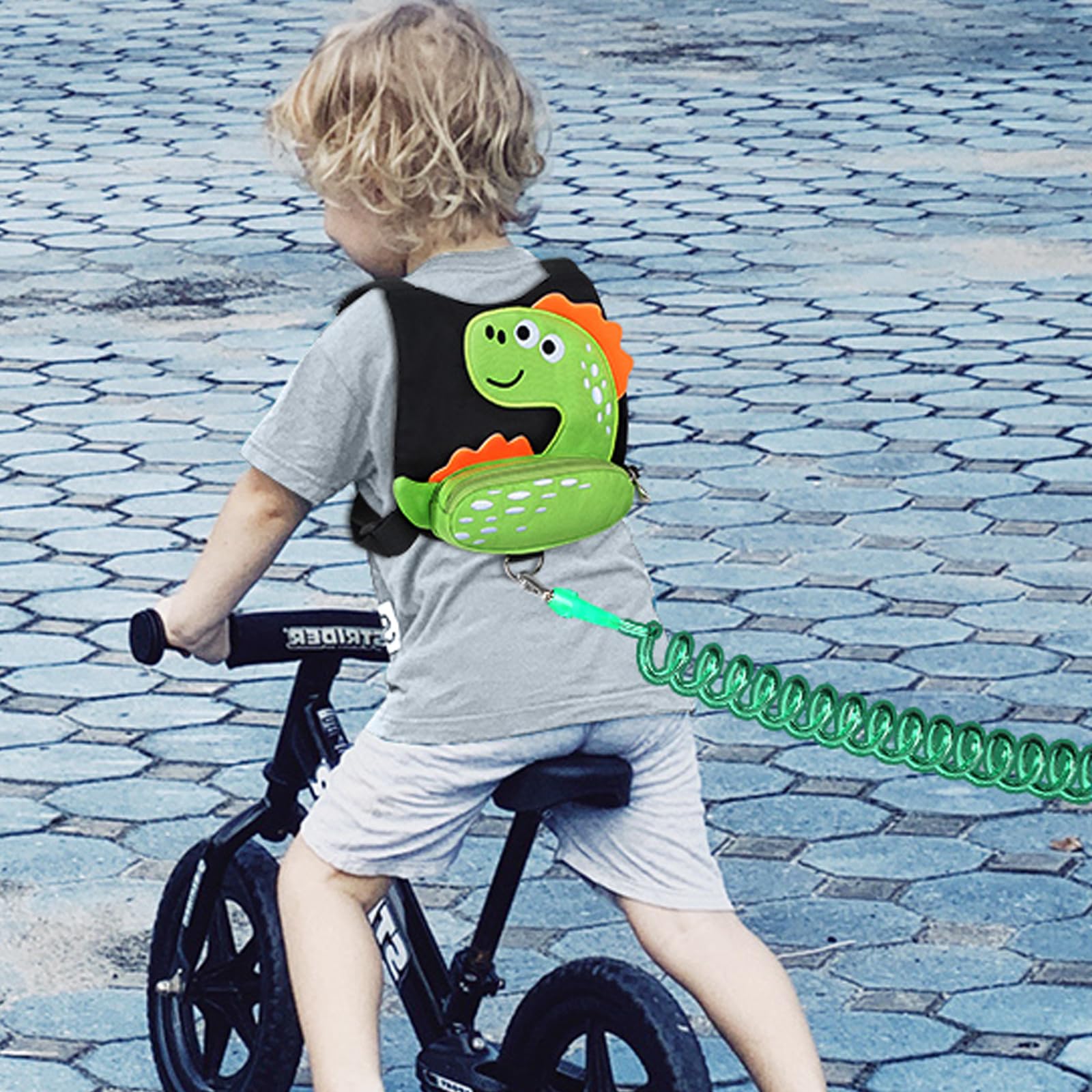Accmor anti-lost rope supports safe exploration in crowds.