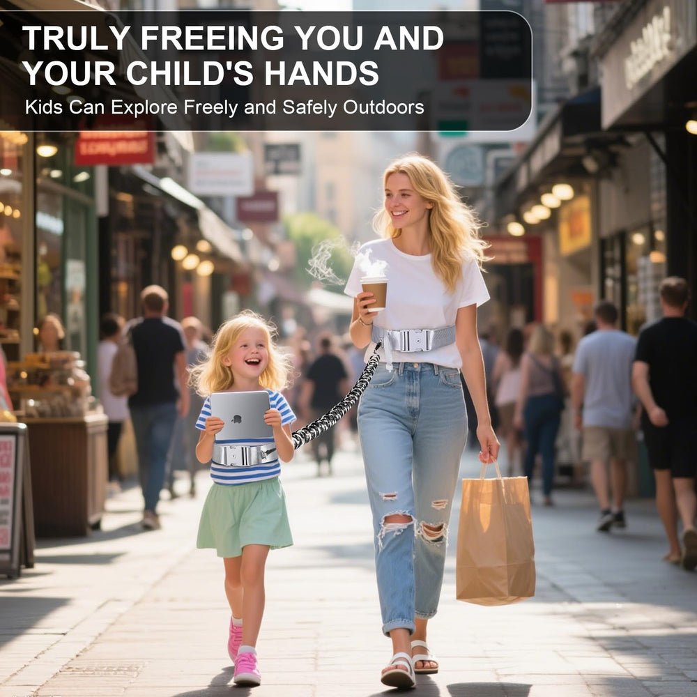 Accmor leash supports safe trips to the zoo or park with crowds.