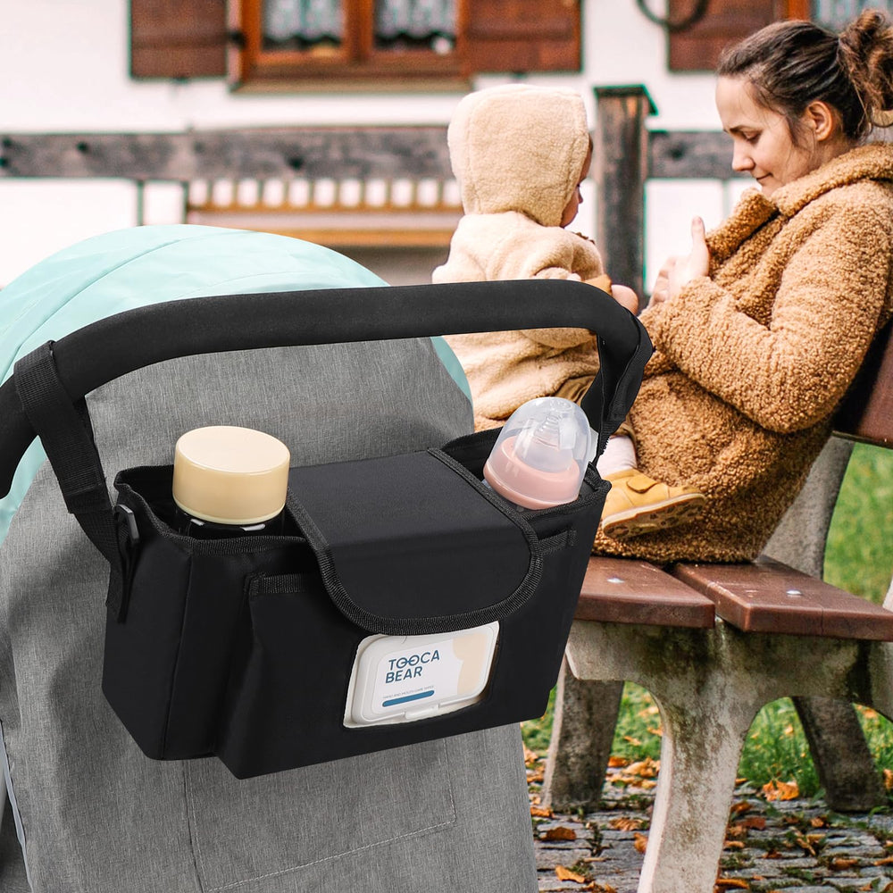 Accmor two-insulated-cup-holders keep drinks at the right temperature.