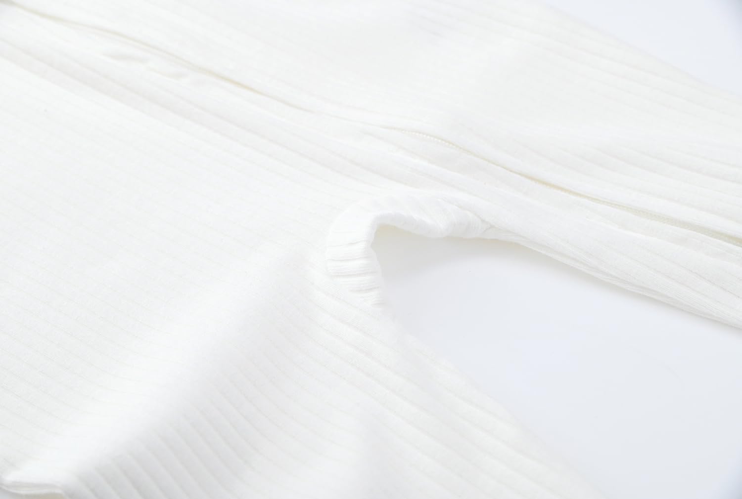 ACESTAR 100% cotton fabric offers breathable, gentle on sensitive skin.
