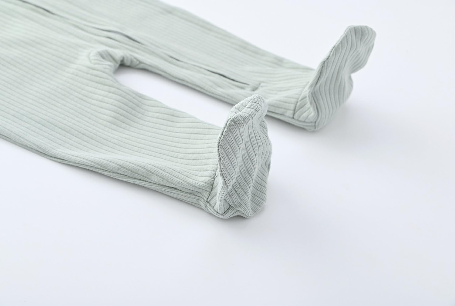 ACESTAR diaper-change friendly design with neck-to-feet zipper access