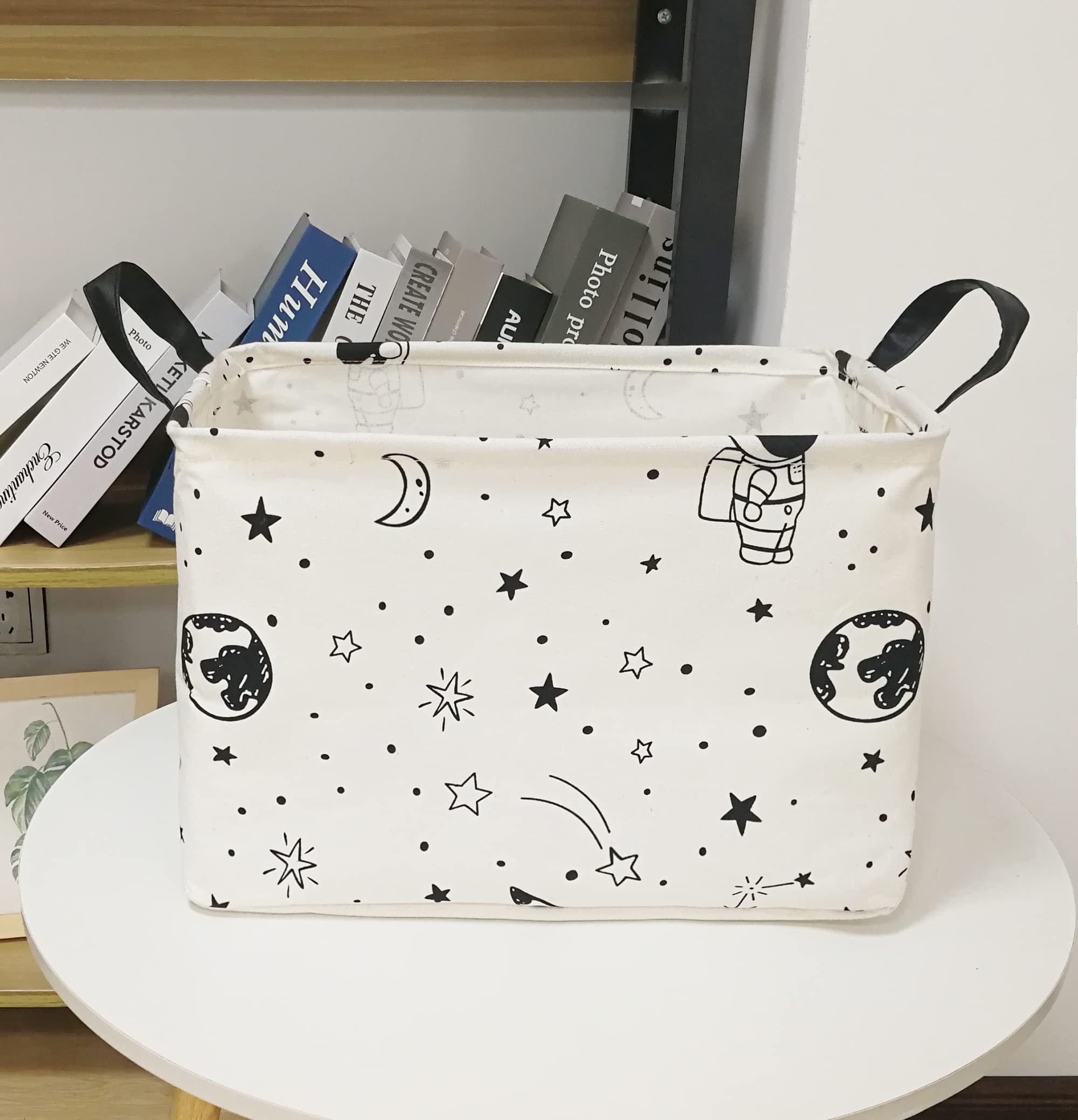 ACMUUNI canvas with waterproof lining close-up shows durable everyday use.