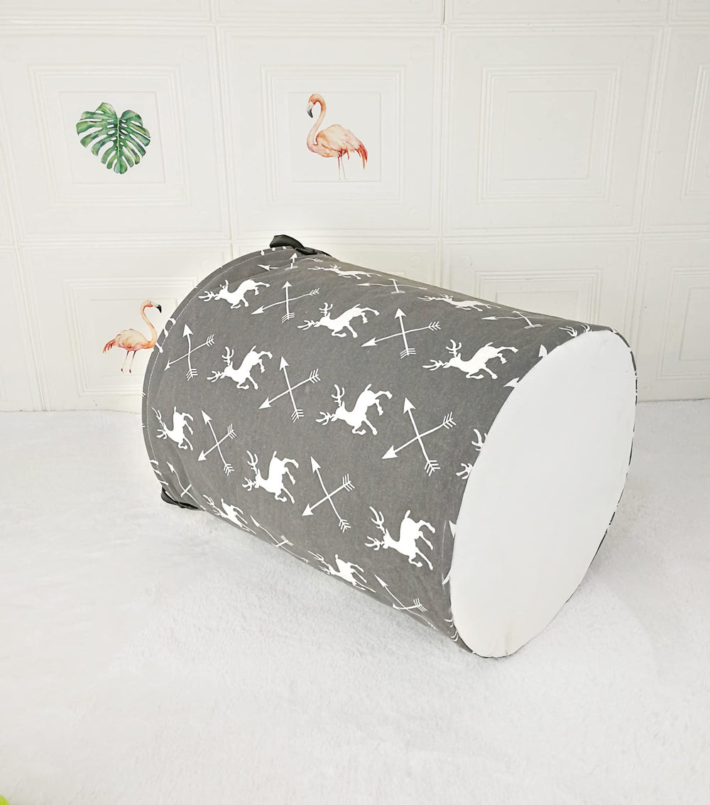 ACMUUNI deer waterproof lining hampers moisture management during laundry sorting.