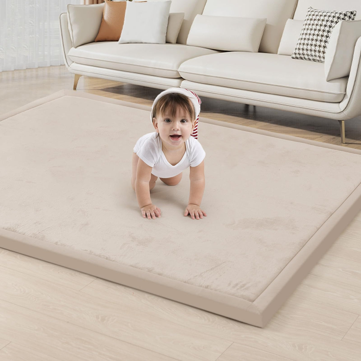 ACOMOPACK Baby Play Mat foam close-up highlighting cushioned surface for safe play