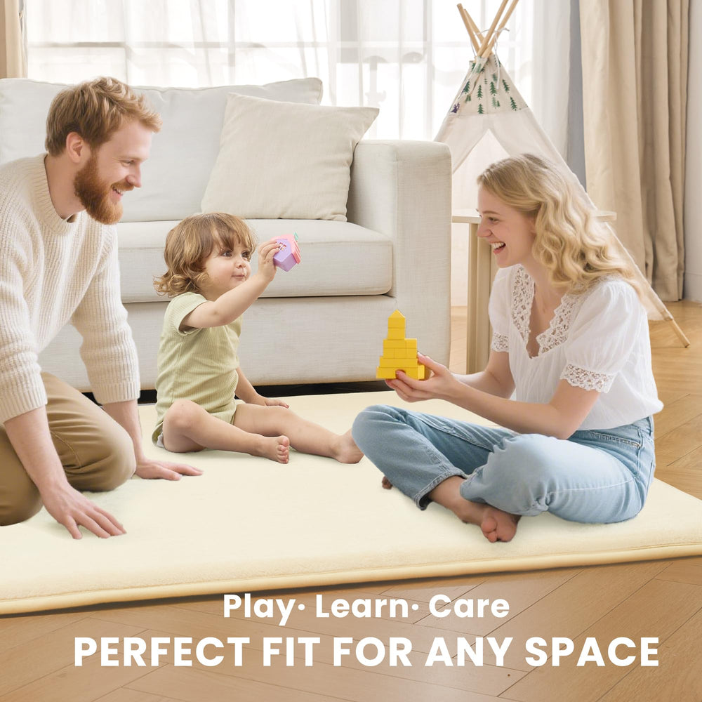 ACOMOPACK tummy-time use scene showcases versatile mat for bonding, play, and rest.
