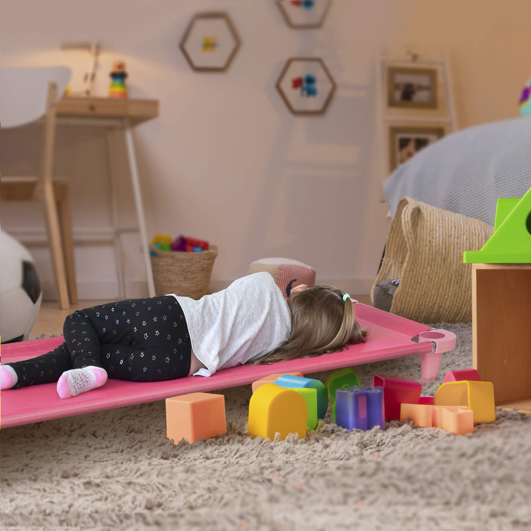 Acrimet Nap Cot 52.5-inch length offers ample resting space.