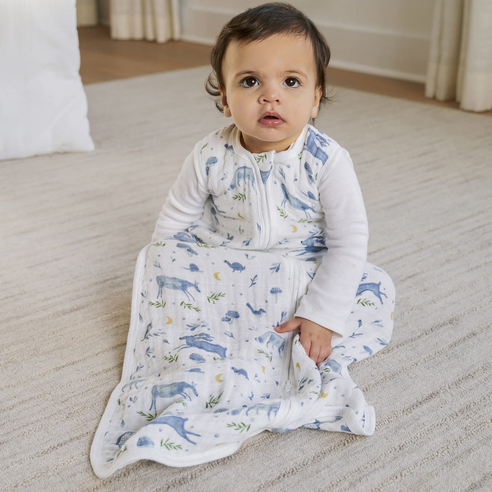 aden + anais muslin close-up texture shows softness and durability.