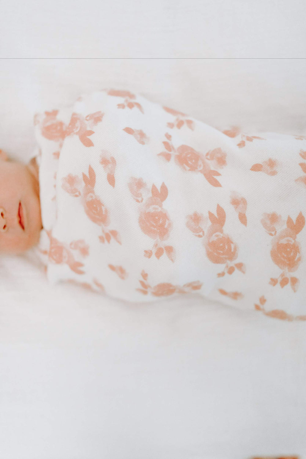 aden + anais snuggle-knit fabric close-up shows ultra-soft stretch fabric.