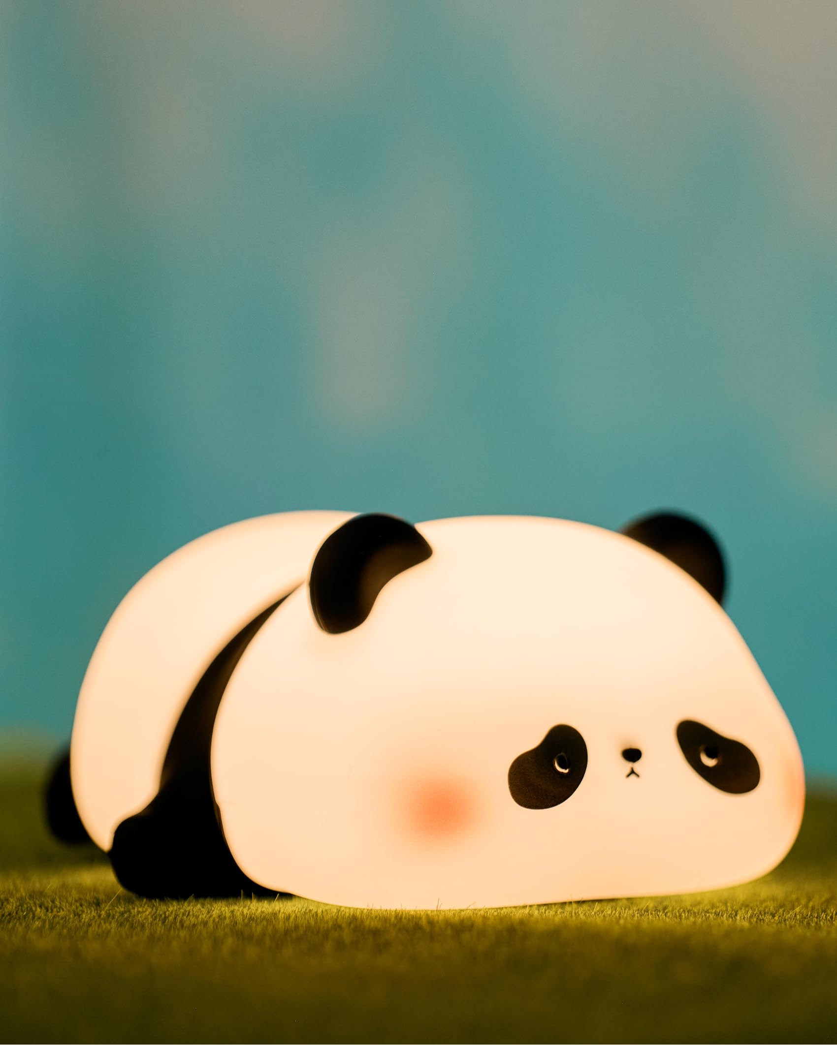 AEDNX Recolte panda night light shows adorable design for kid-friendly nursery decor.