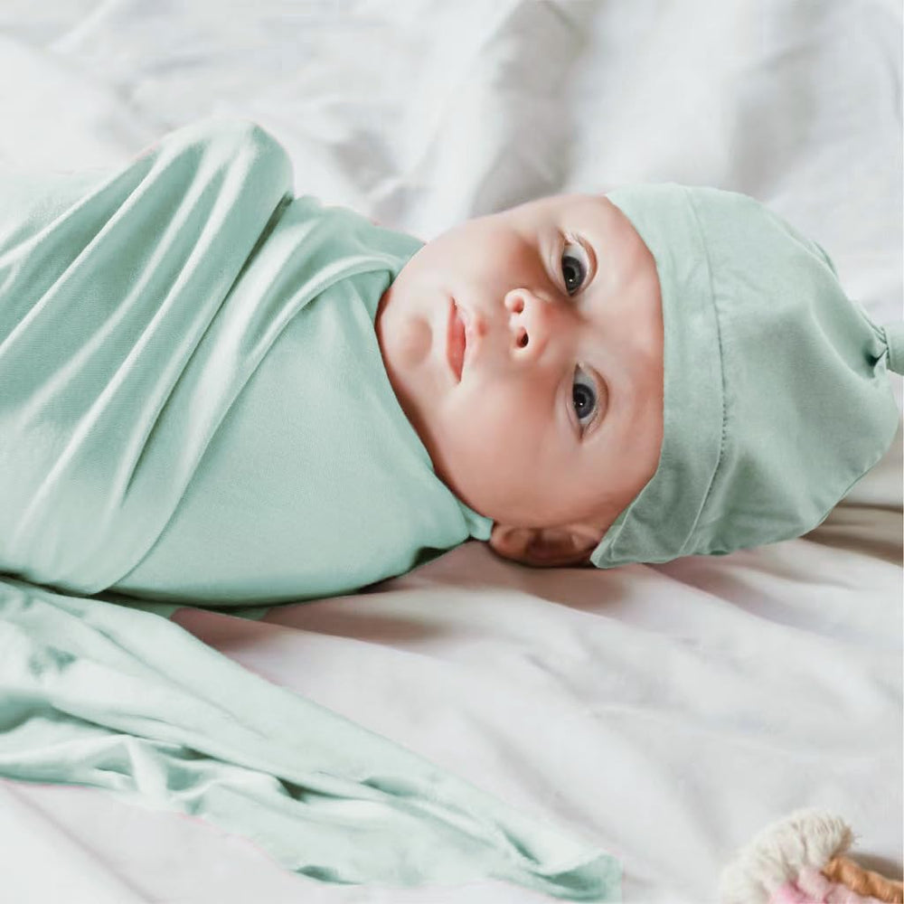 Aijoviko swaddle blanket hat set gift packaging showcases gender-neutral design for gifting.