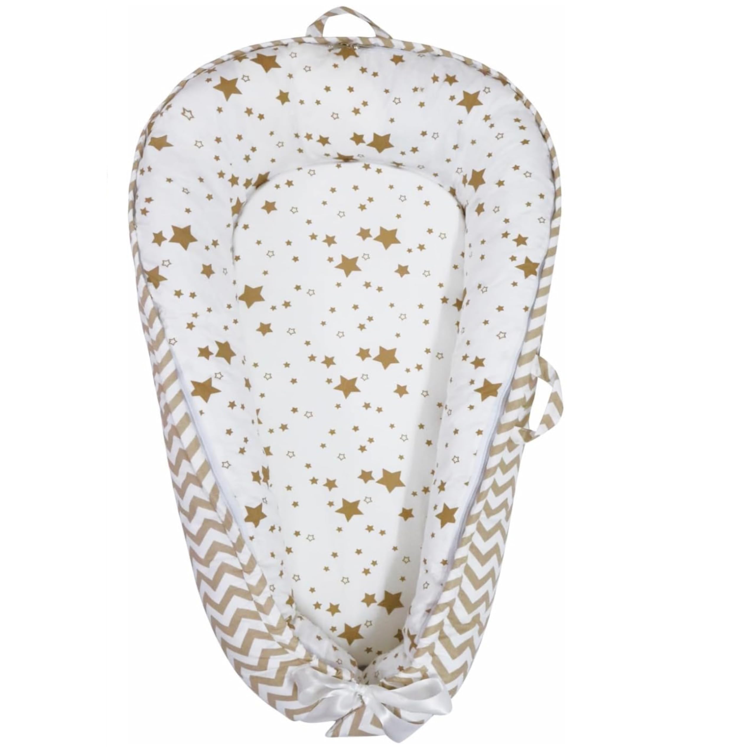 Aila+Aiden Baby Lounger cover close-up reveals soft organic cotton ideal for quick diaper changes.