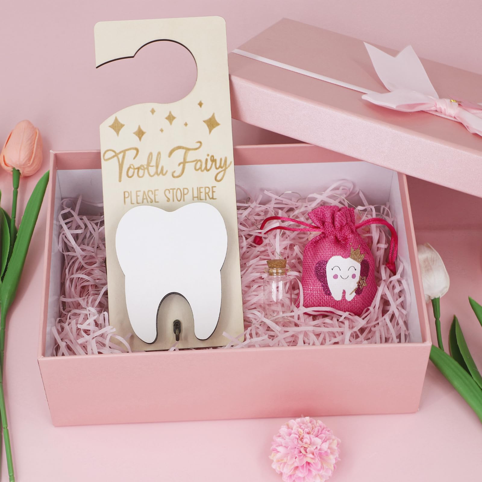 AINBIN Door hanger shows a money slot for simple rewards after tooth loss