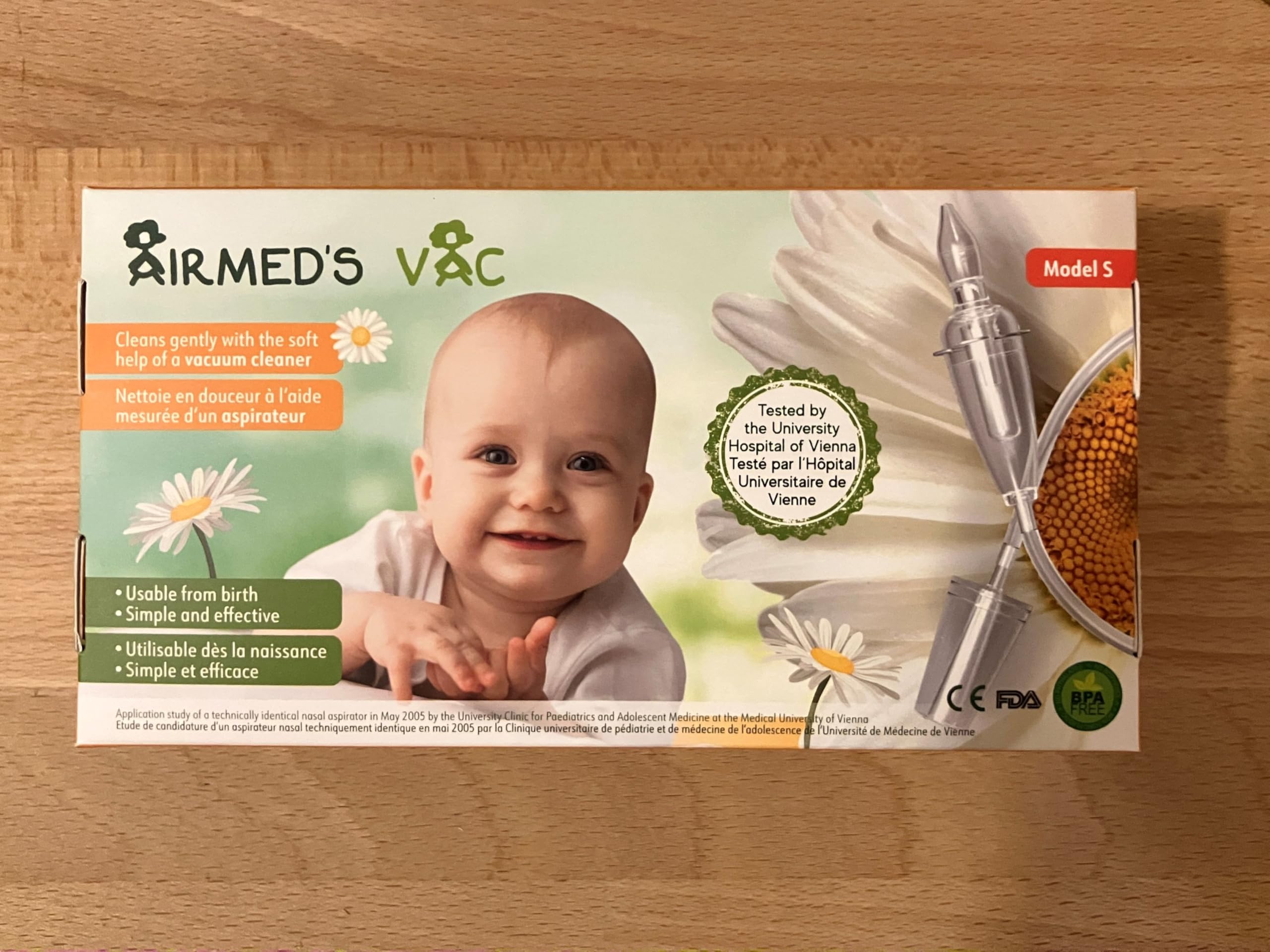 Airmed's Vac nasal aspirator baby quick-use design suitable for nighttime routines