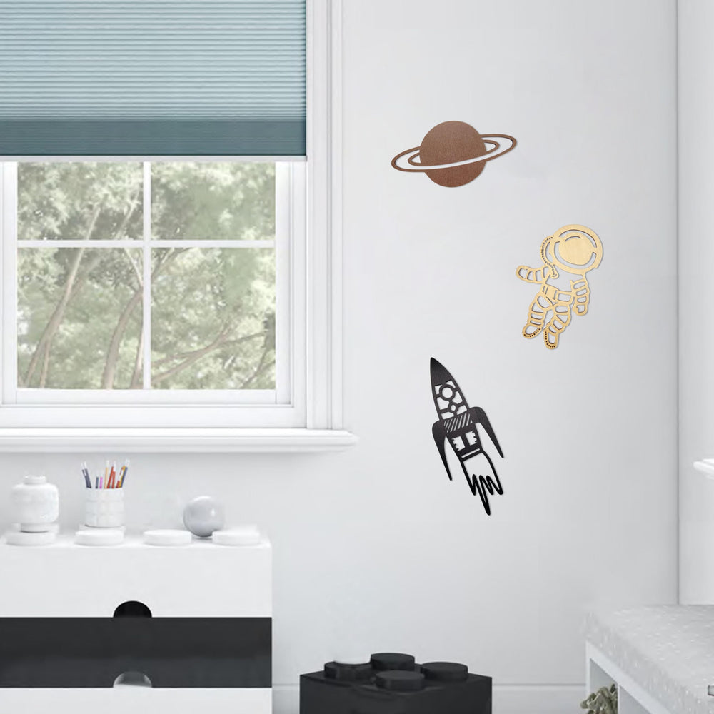 Ajqiomh Space Trio wall mount adhesive enables quick, damage-free installation