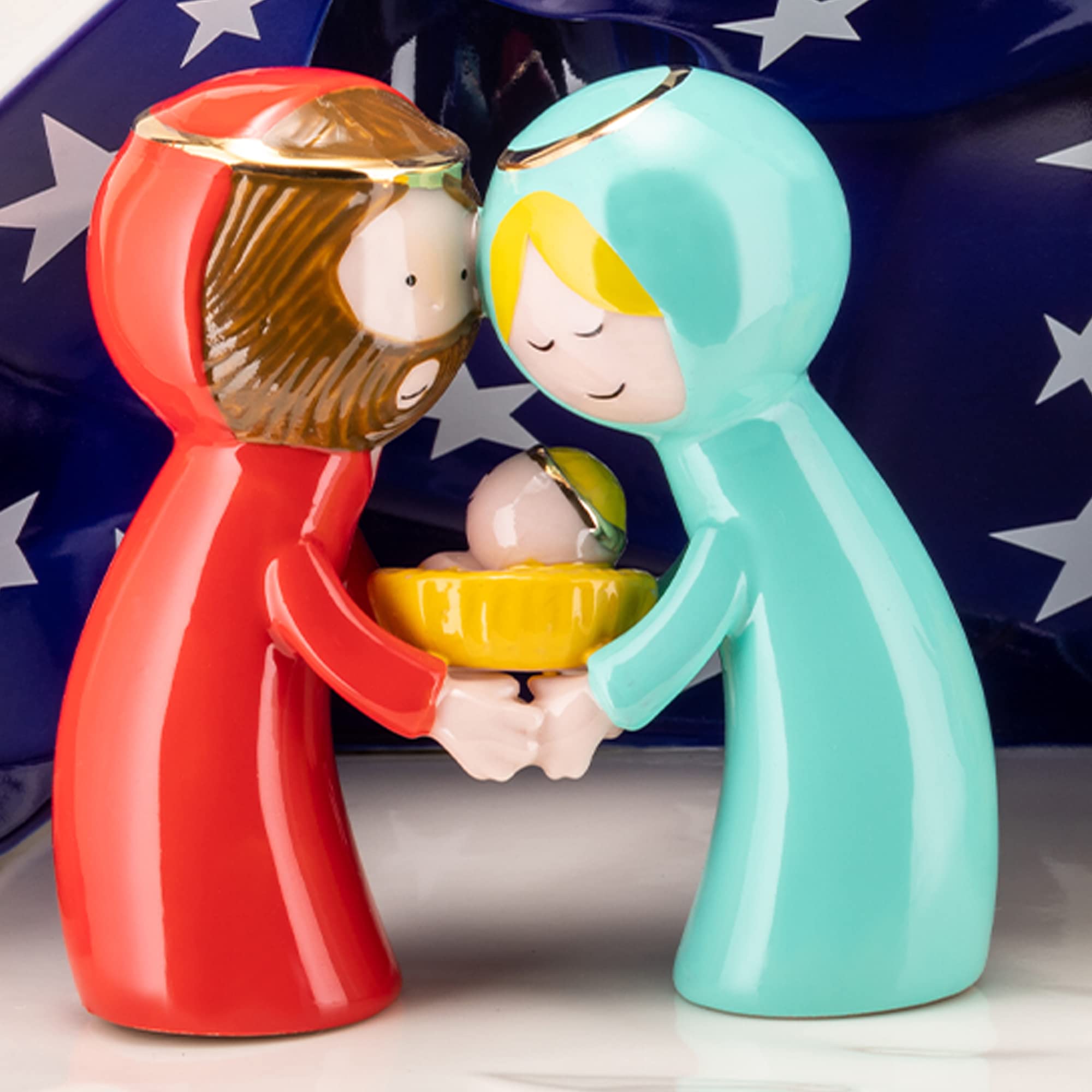 Alessi AGJ01 W Happy Eternity Baby porcelain detail enhances Christmas display