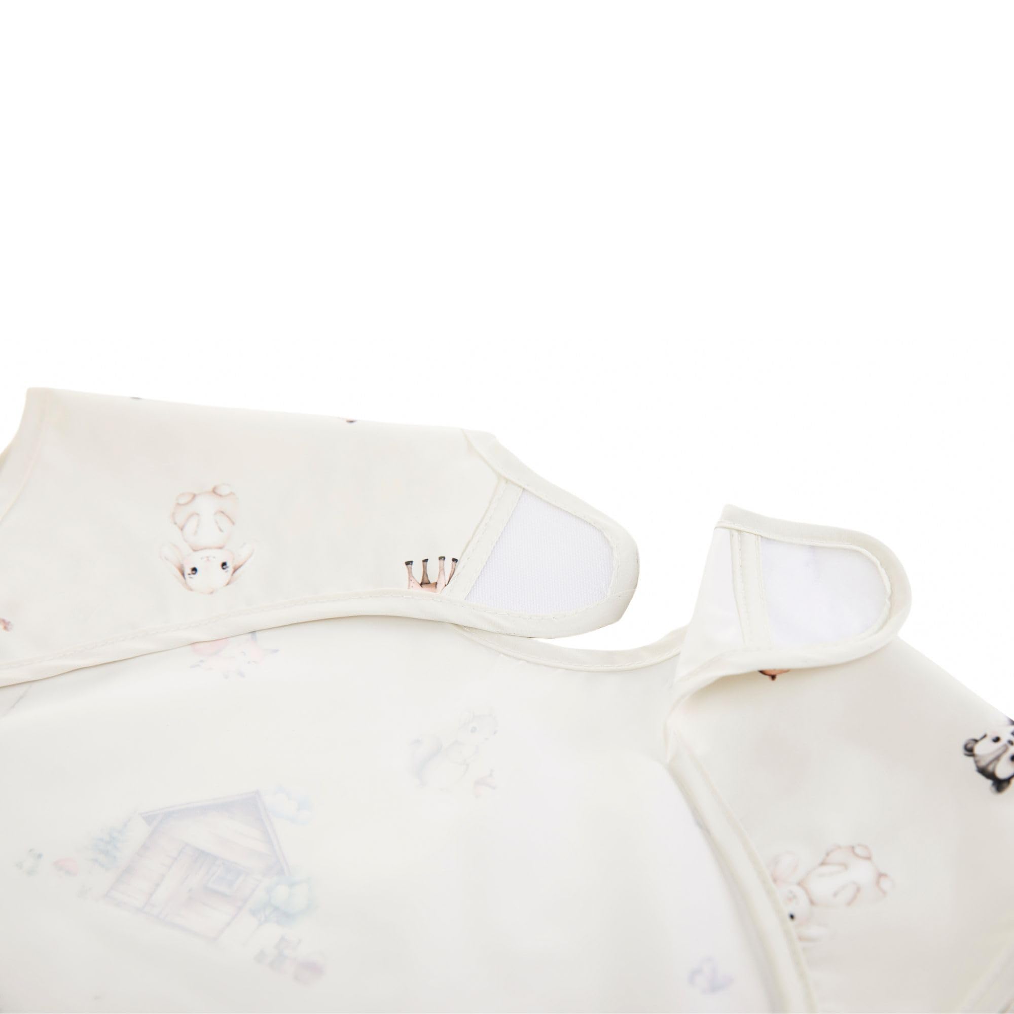 Ali+Oli Smock Bib waterproof coating closeup highlights durable, wipe-clean surface