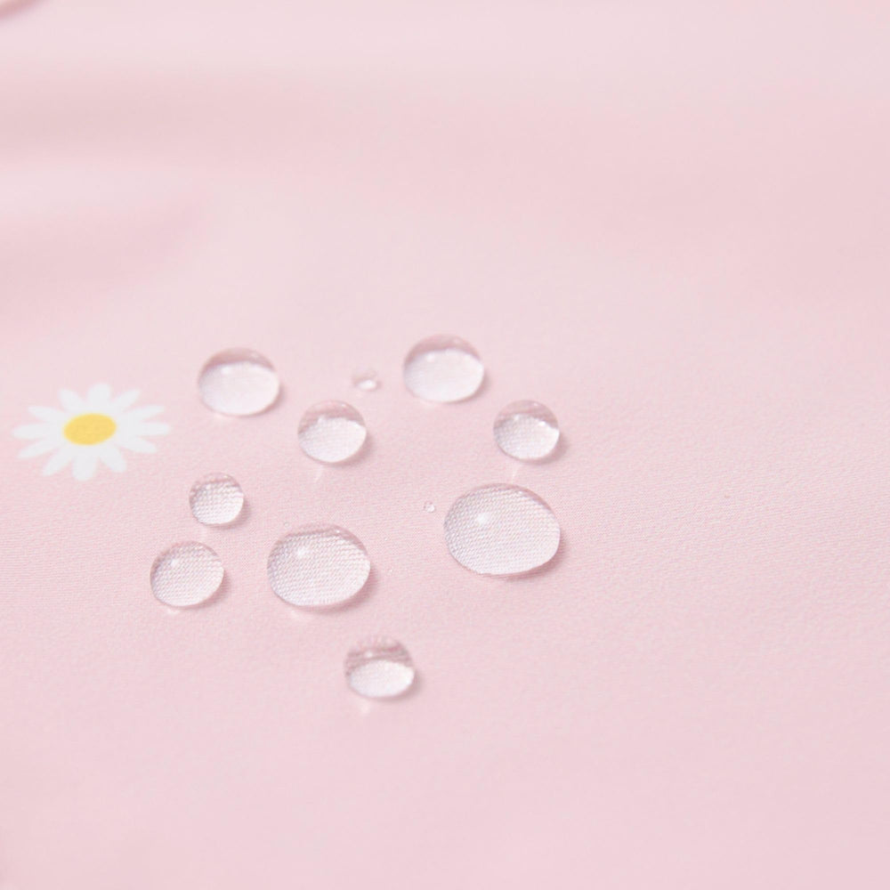 Ali+Oli water-resistant fabric simplifies cleaning after wet events.