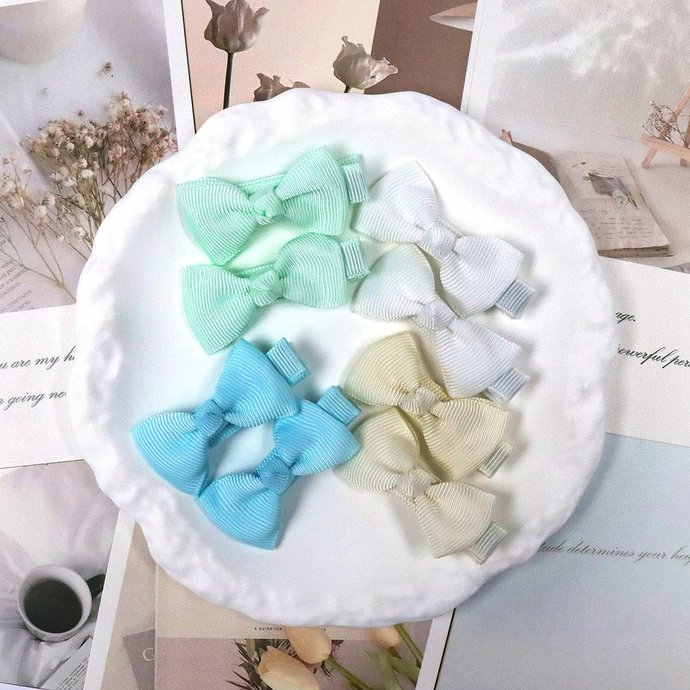 ALinmo hair clips for infants and toddlers keep hair away from eyes.