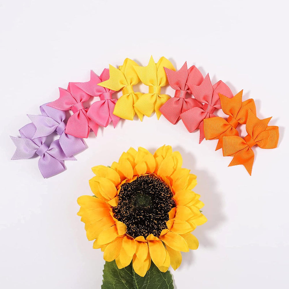 ALinmo baby gift-ready clips ideal for baby showers and birthdays.