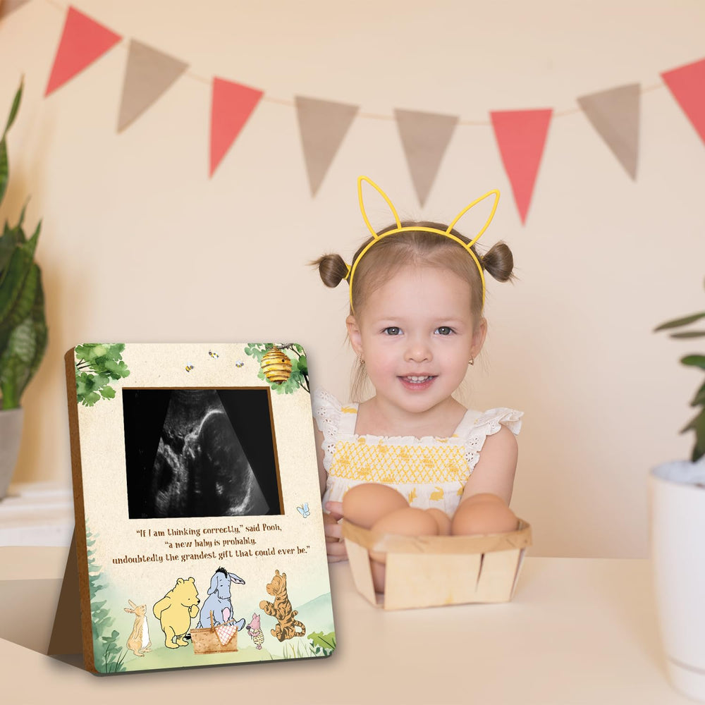 ALodr Winnie ultrasound slot securely holds cherished images.