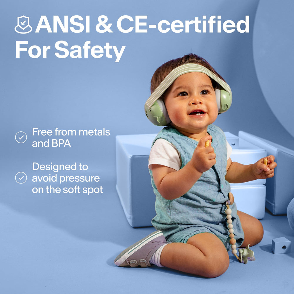 Hypoallergenic materials in blue Alpine Muffy keep baby skin comfortable.