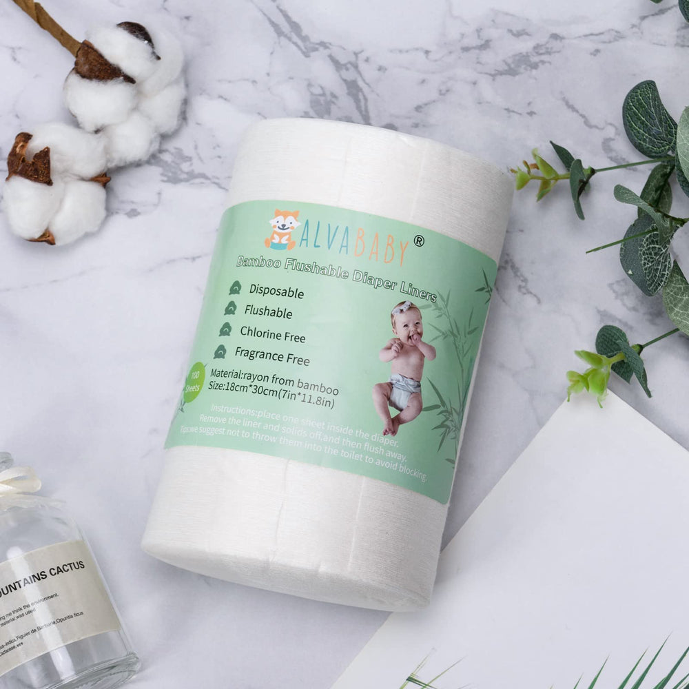 ALVABABY fragrance-free chlorine-free liner close-up label for baby-safe use.