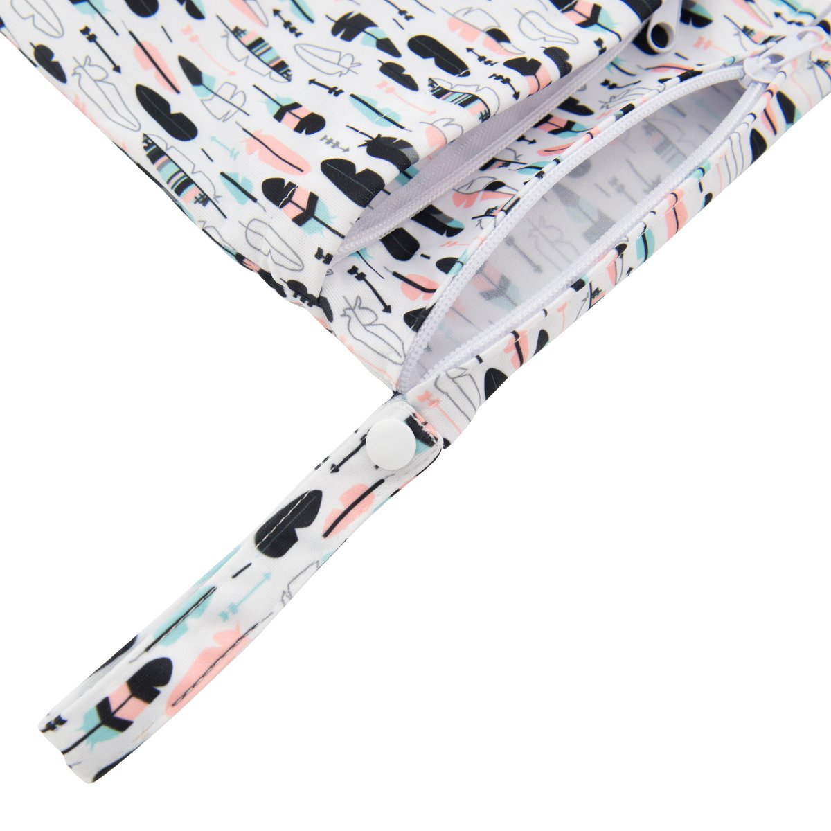 ALVABABY bag with handle for easy carrying or hanging.