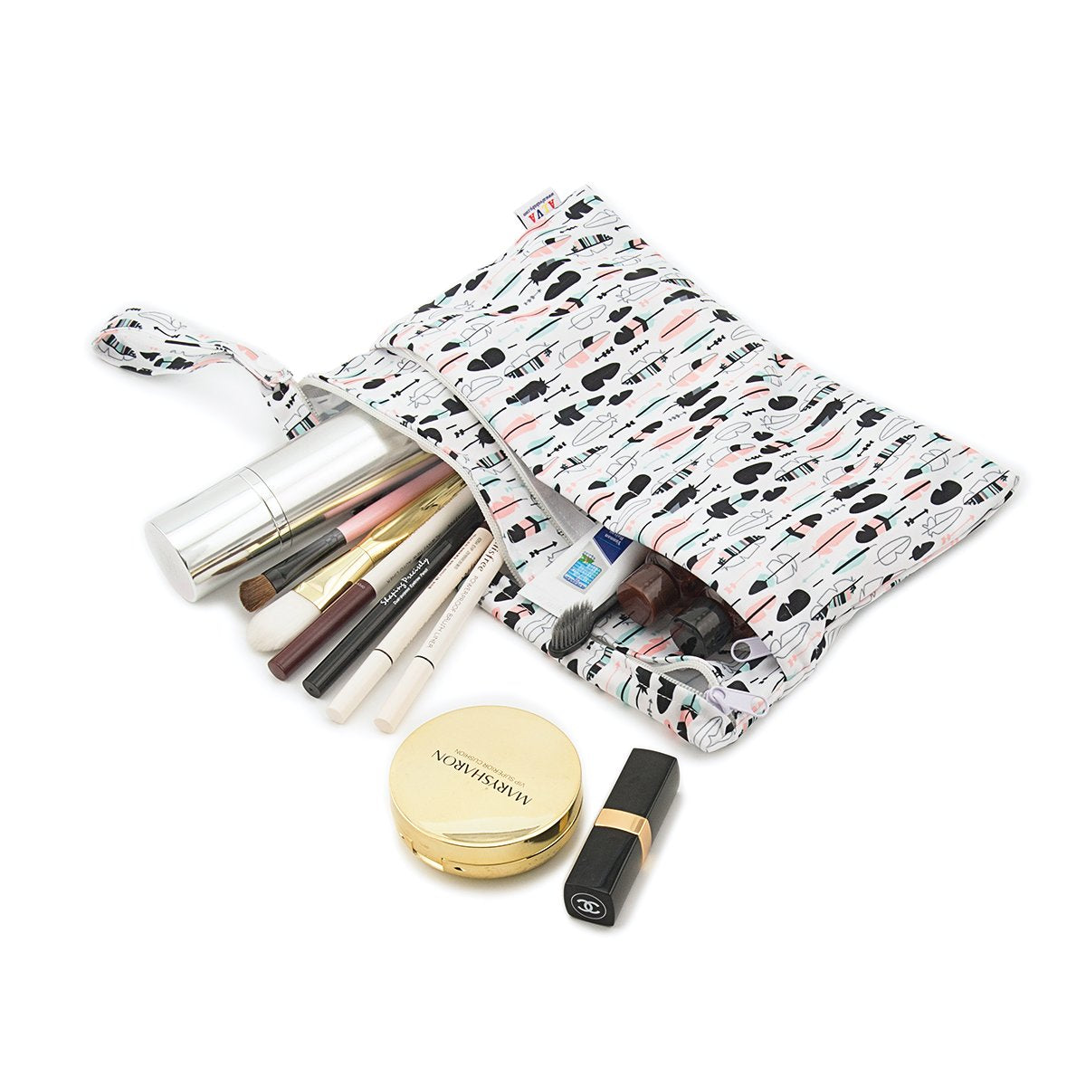 ALVABABY waterproof material ready for daily use and easy cleaning.