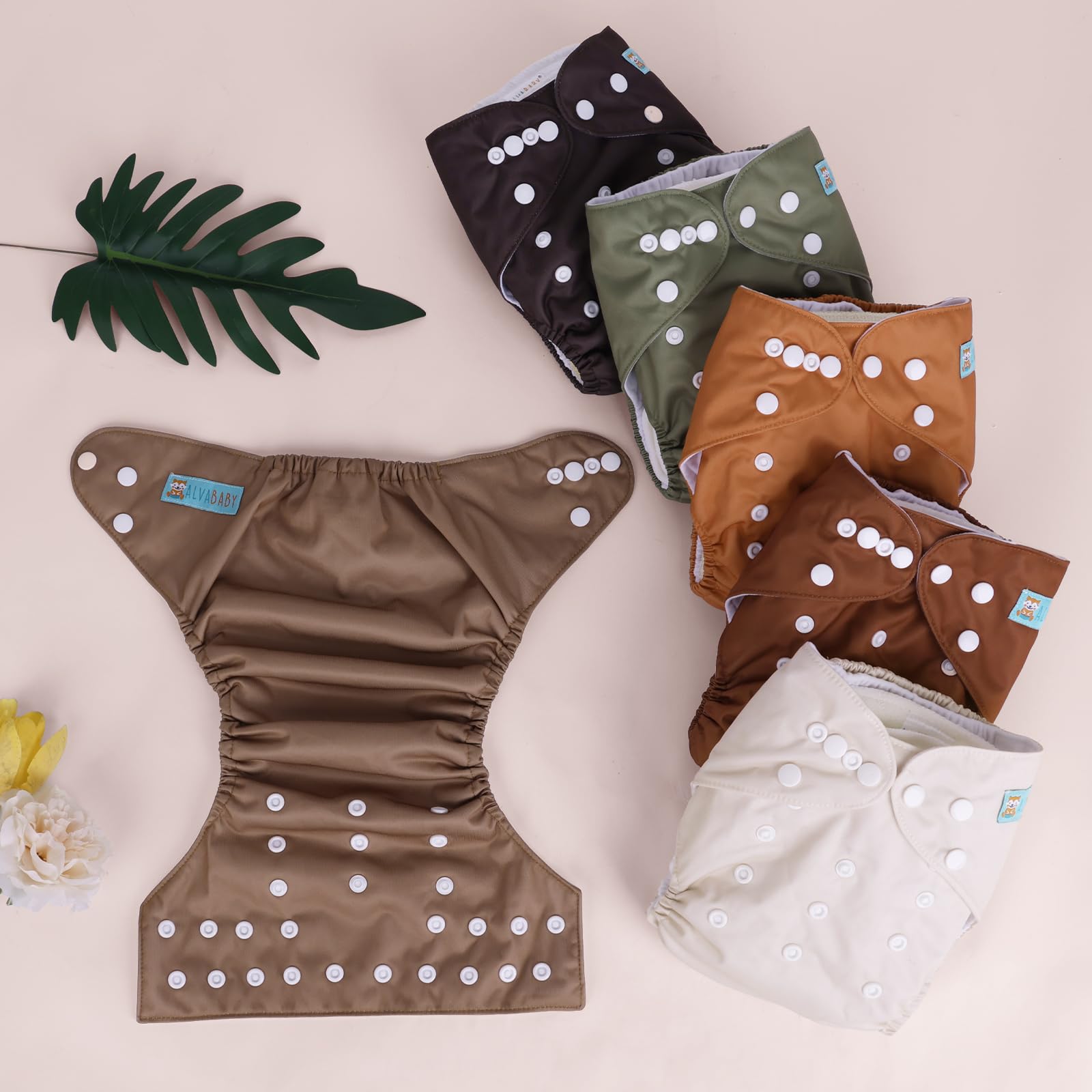 ALVABABY diaper worn during a walk demonstrates practical leak protection in daily use.