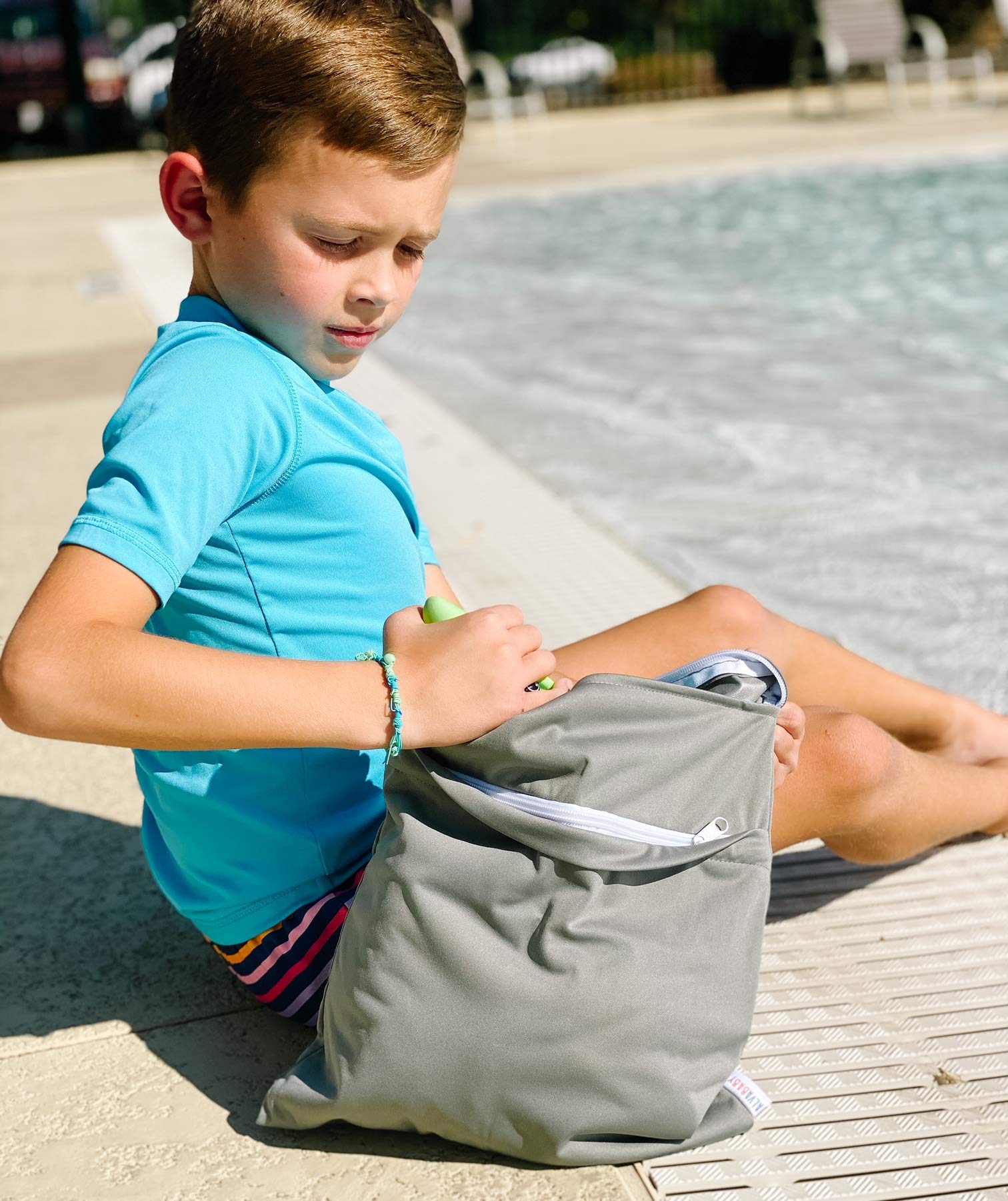ALVABABY wet dry bag supports multi-use for travel, gym, and daycare