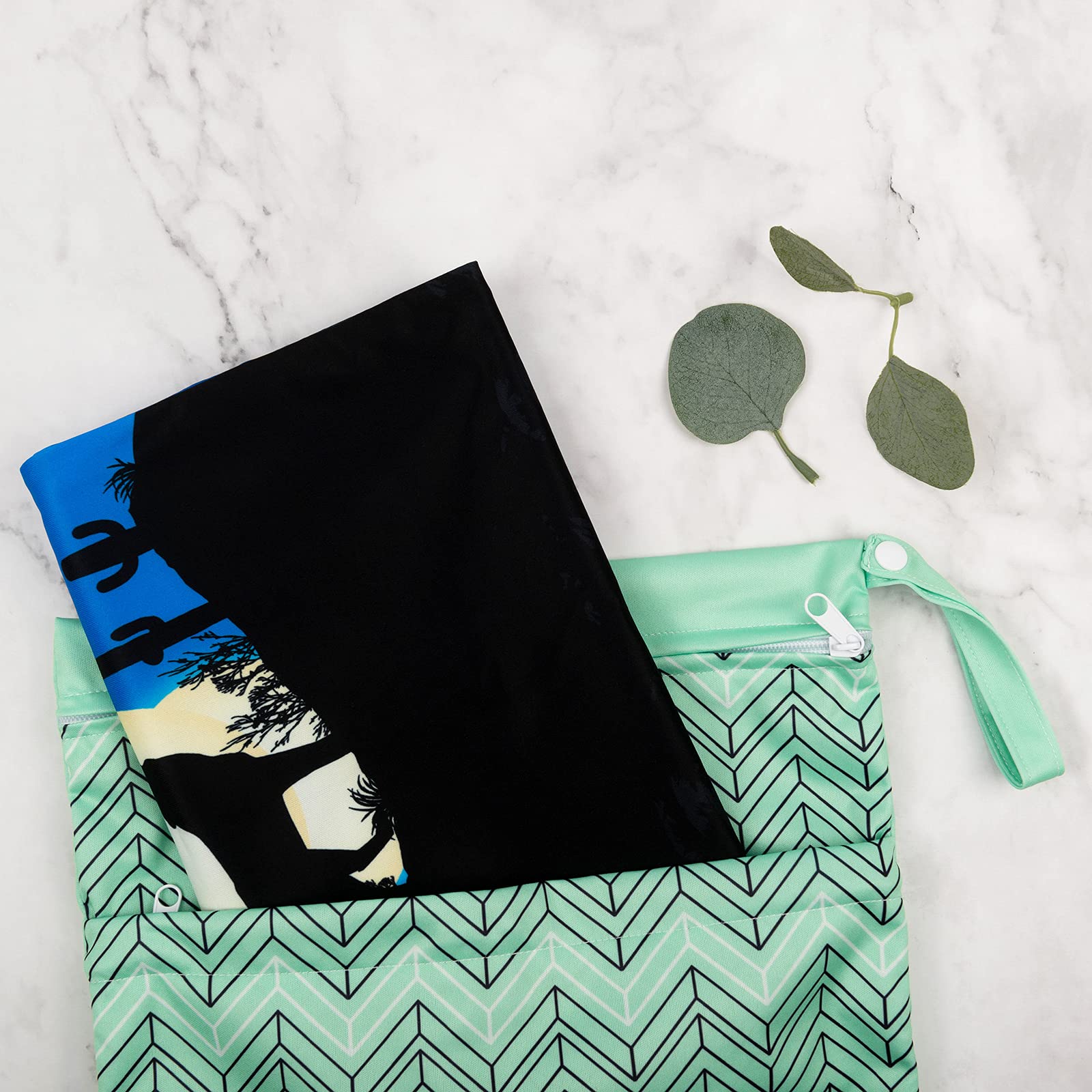 ALVABABY wet/dry bag travel-ready solution for daycare, gym, or trips.