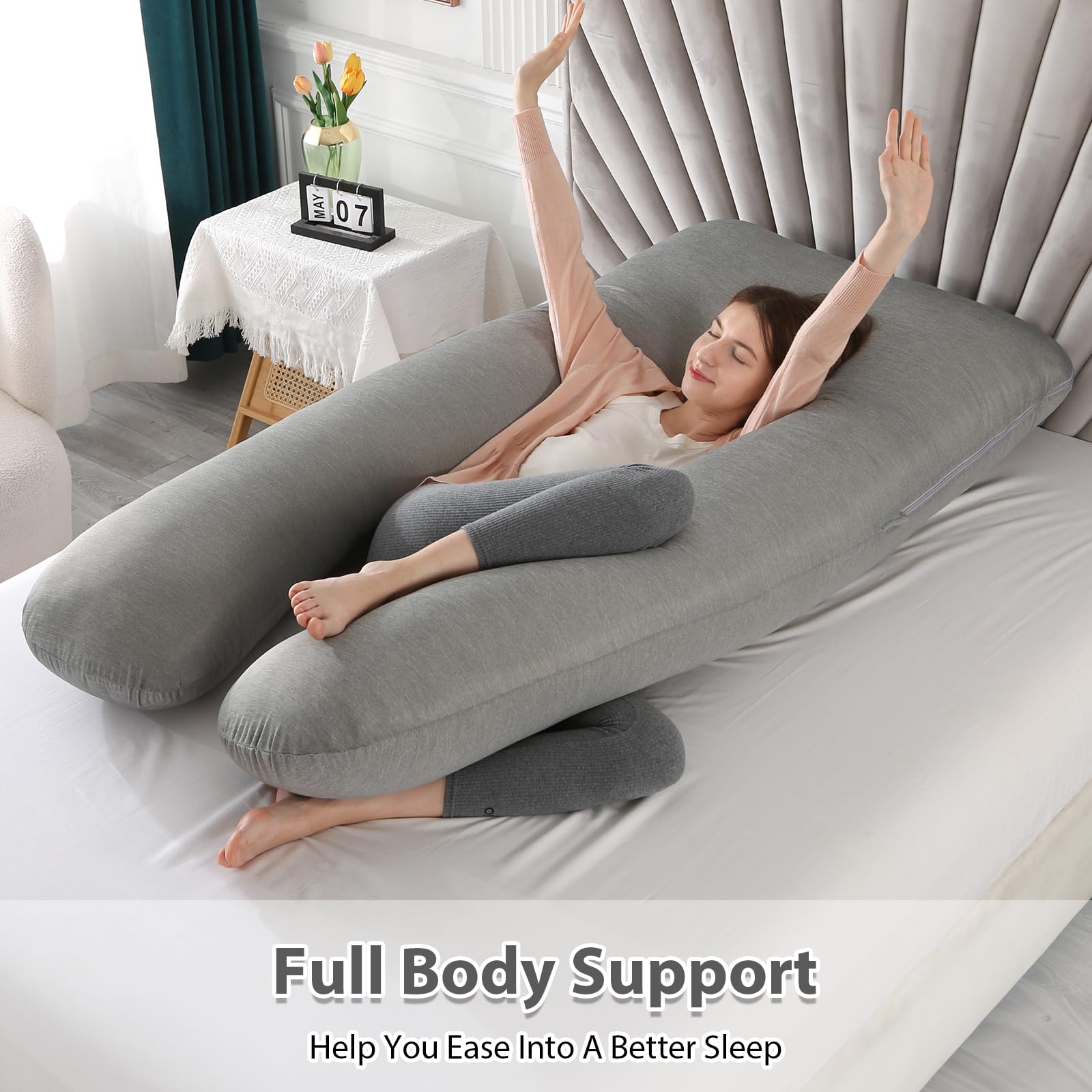 Amagoing in-bed cozy-setup emphasizes comfort during pregnancy and recovery.