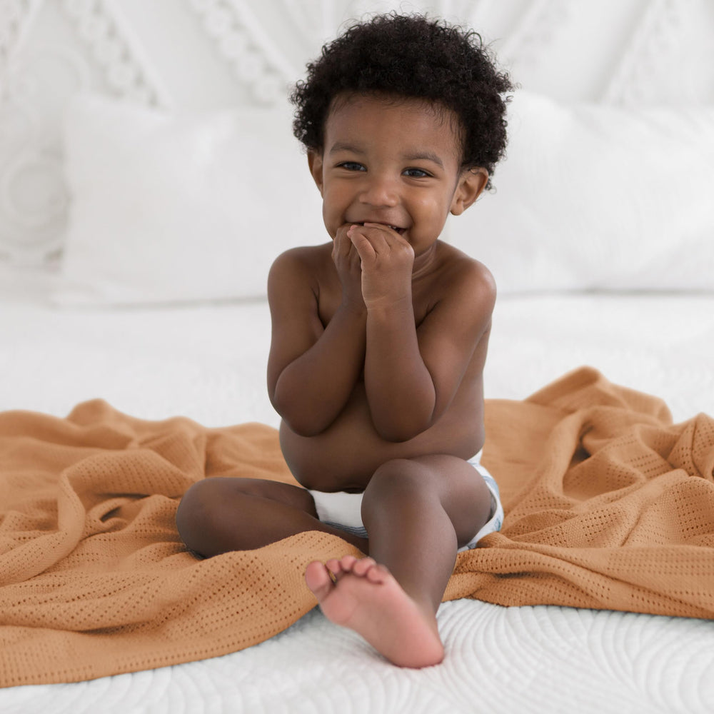 Amazing Baby breathable blanket sleep setup shows safe, breathable fabric for bedtime routines.