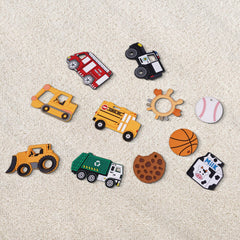 AmazingM silicone teether yellow with textured surfaces supports safe chewing.