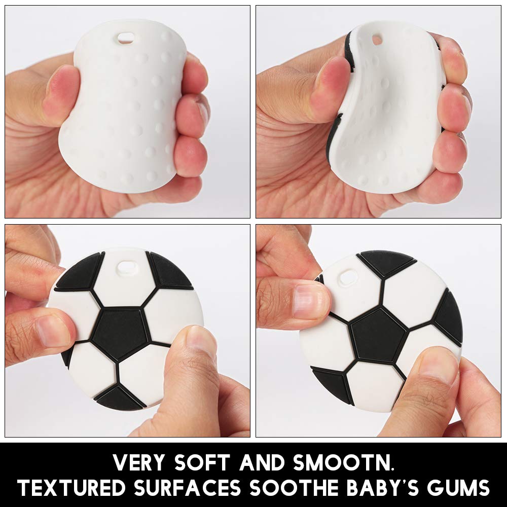 AmazingM teether in hand demonstrates an easy-grasp design