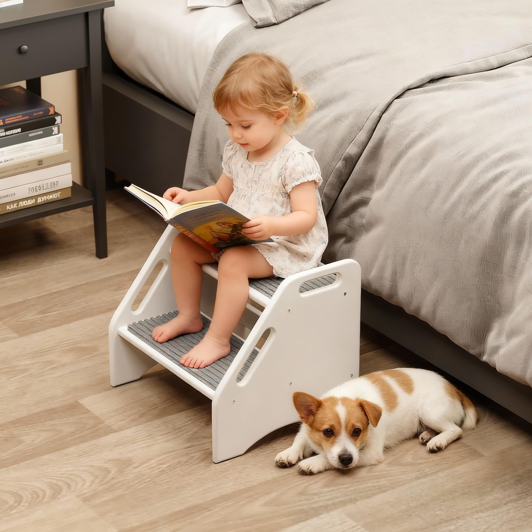 AMBIRD step stool keeps hygiene with washable mats and easy cleaning