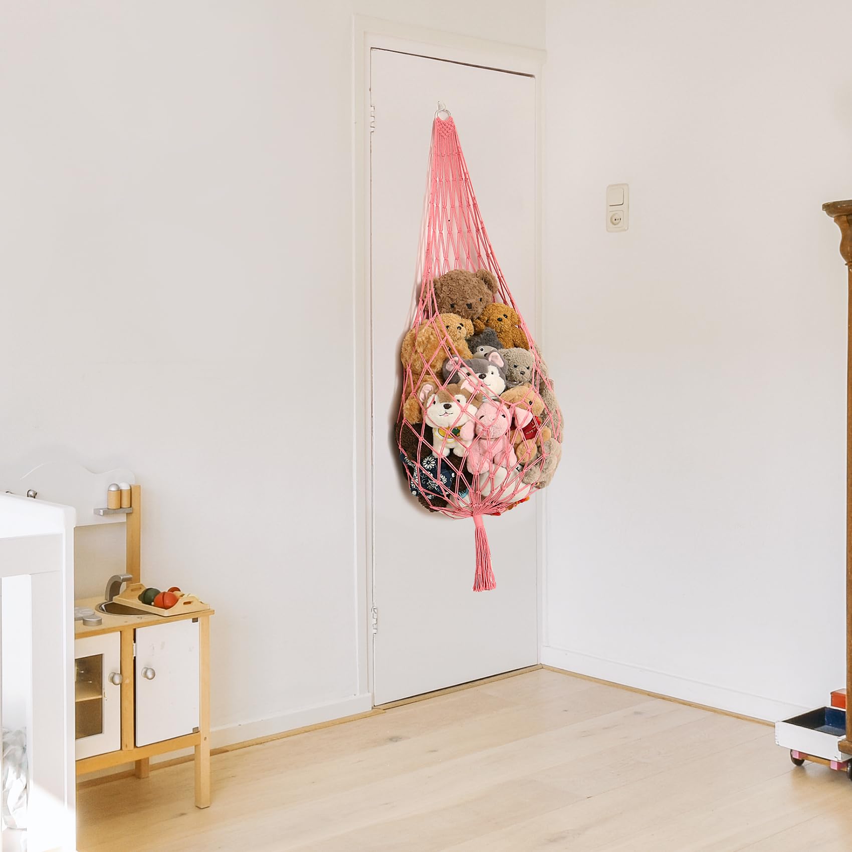 Amdermi versatile storage fits up to a 6ft teddy bear