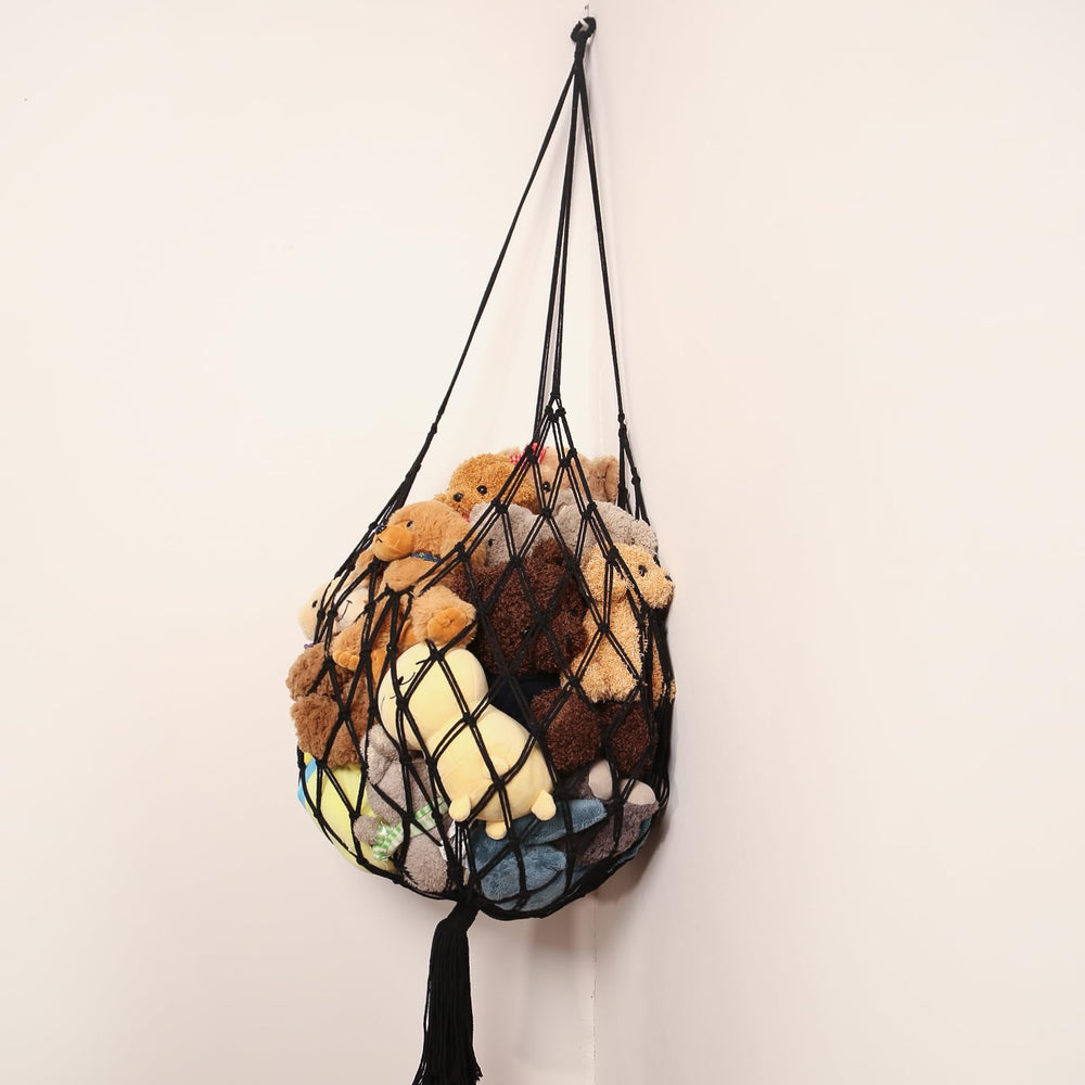 Amdermi hammock with color accents complements multiple bedroom themes.