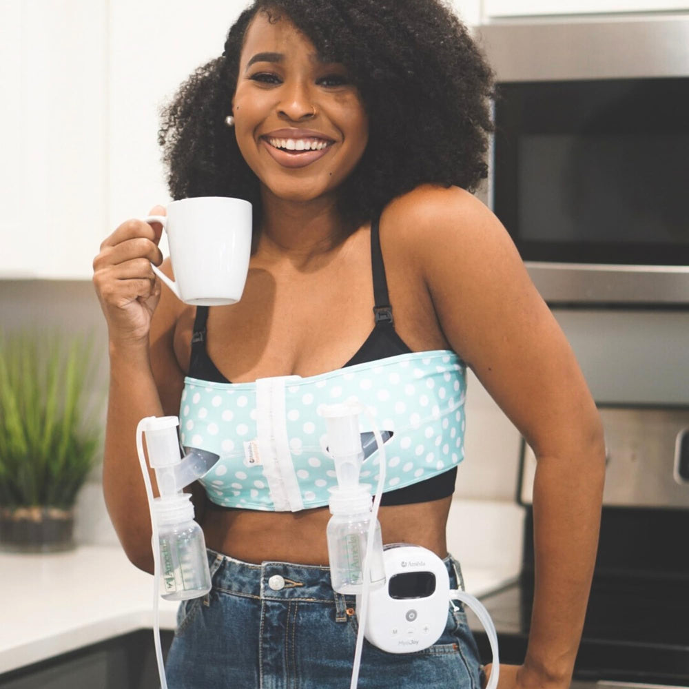 Ameda MYA Joy battery power option shows flexible use away from outlets
