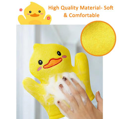 Amersis BubbleGlove frog mitt engaging kids during bath time