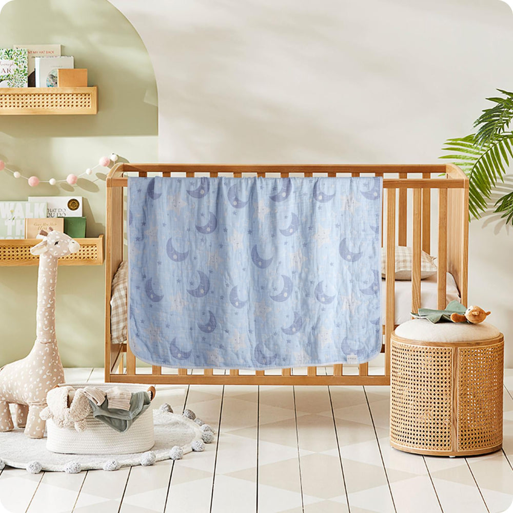 Amrcbb Cotton Muslin Blanket six-layer detail highlights durability and softness in weave