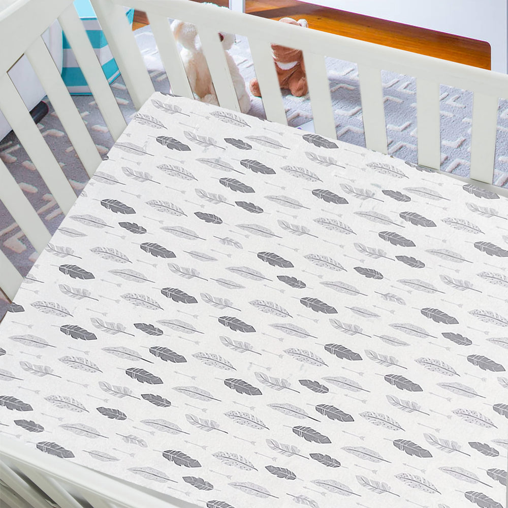 AMROSE snug-fit-8in-pocket image highlights secure elastic fit for crib and toddler mattresses.