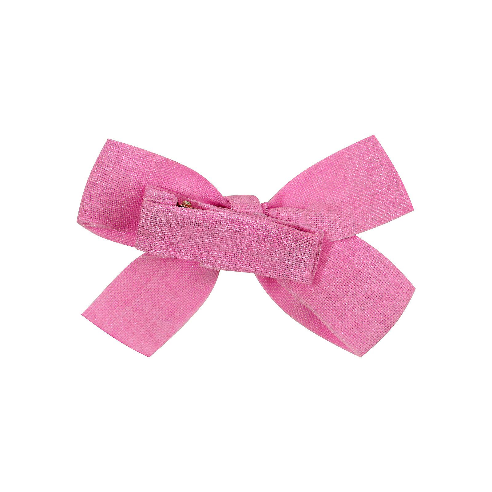 Amybasic fully-lined alligator clip detail reduces snagging for comfortable wear.