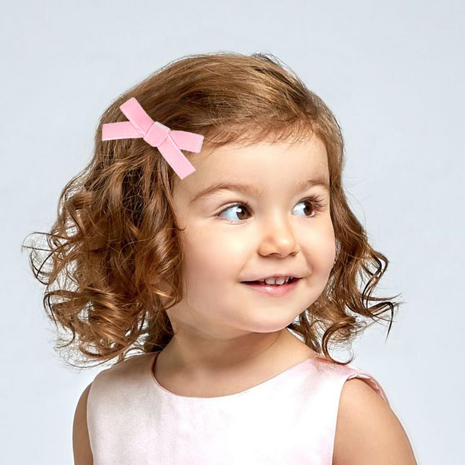 AMYDECOR gift-ready hair clips set perfect for special occasions.