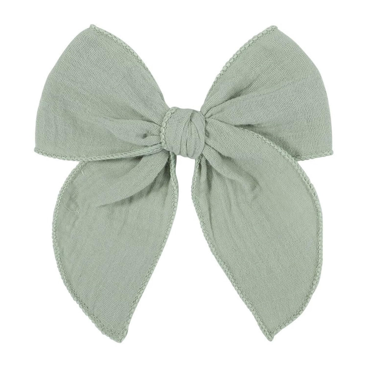 AMYDECOR light-green fable bow enhances outfits with soft linen texture and all-day comfort.