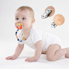 Anemeeoke beech wood pacifier suspender clip metal-clip detail emphasizing secure fastening.